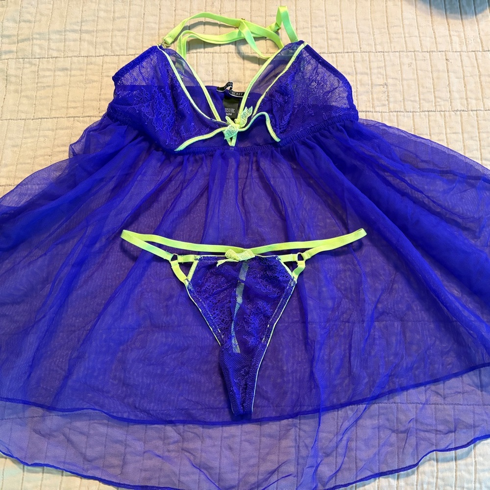 31 - SUMMER SALE! Victoria's Secret Purple and Neon Yellow Lingerie Set - M